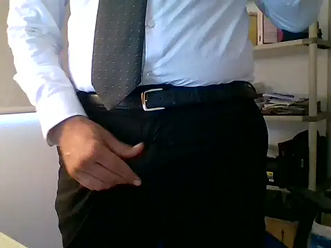 Snapshot of 66MA69 chatting on 10/20/25, 09:32 66MA69 online show from 10/20/25, 09:32