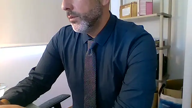 Snapshot of 66MA69 chatting on 10/22/25, 10:37 66MA69 online show from 10/22/25, 10:37