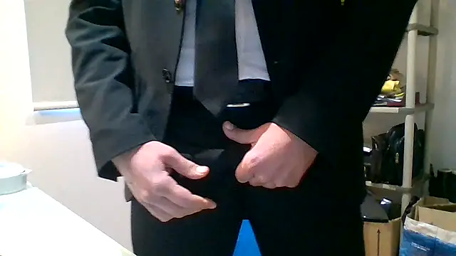 Snapshot of 66MA69 chatting on 11/24/25, 02:17 66MA69 online show from 11/24/25, 02:17