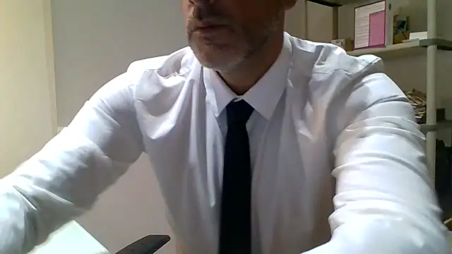 Snapshot of 66MA69 chatting on 04/05/26, 05:15 66MA69 online show from 04/05/26, 05:15