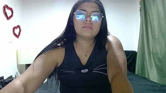 Snapshot of viccky_vick chatting on 09/27/25, 03:22 viccky vick online show from 09/27/25, 03:22