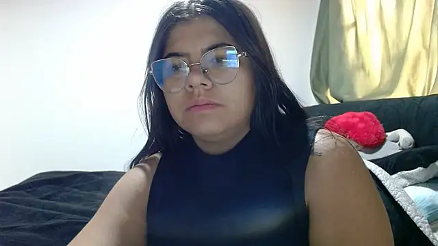 Snapshot of viccky_vick chatting on 10/30/25, 03:35 viccky vick online show from 10/30/25, 03:35