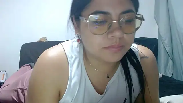 viccky vick online show from 06/14/26, 03:52