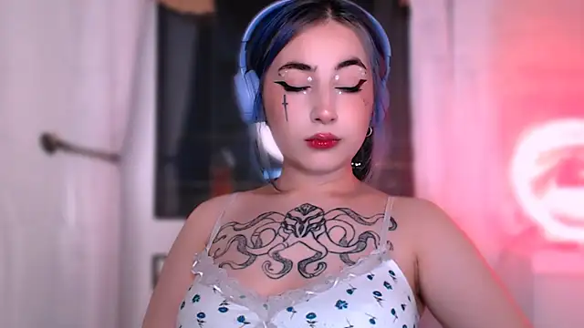 purplewitch online show from 09/18/25, 11:07