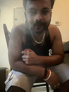 Snapshot of SoloChill chatting on 02/18/26, 12:50 SoloChill online show from 02/18/26, 12:50