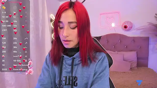 Snapshot of palmerfox_tay chatting on 10/18/25, 03:31 palmerfox tay online show from 10/18/25, 03:31