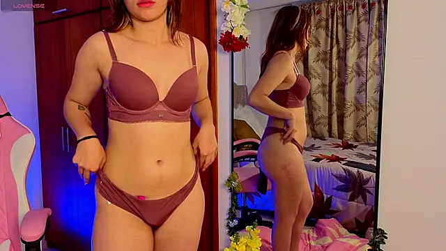 CherryDiamon online show from 01/30/25, 01:21