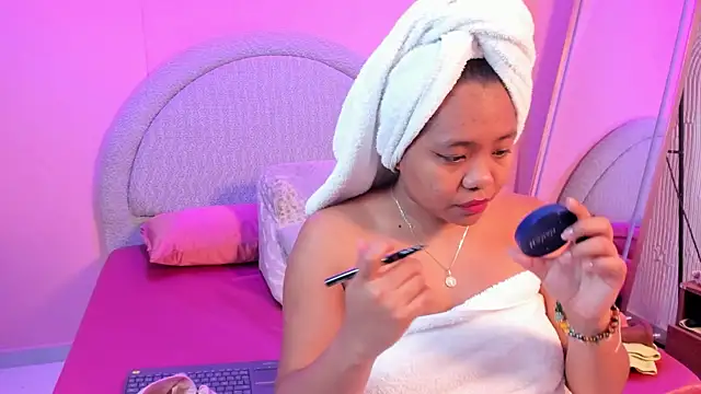 yeikafoxy online show from 05/10/26, 11:26