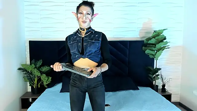 Snapshot of Alexa_vandercloude chatting on 10/25/25, 08:03 Alexa vandercloude online show from 10/25/25, 08:03