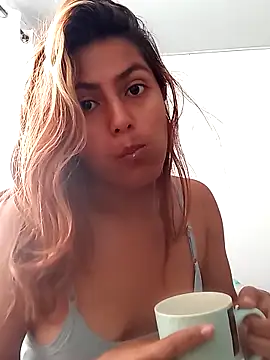 SophiaAntonelli online show from 09/10/25, 11:43