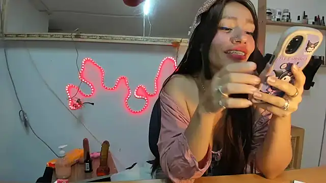 IZZY BEAUTIFUL online show from 02/21/25, 06:07