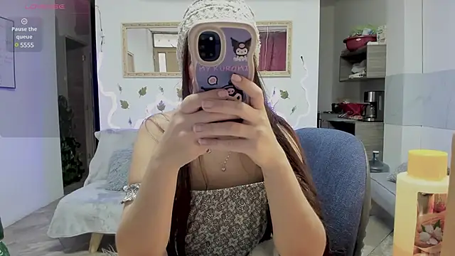 IZZY BEAUTIFUL online show from 02/28/25, 07:35