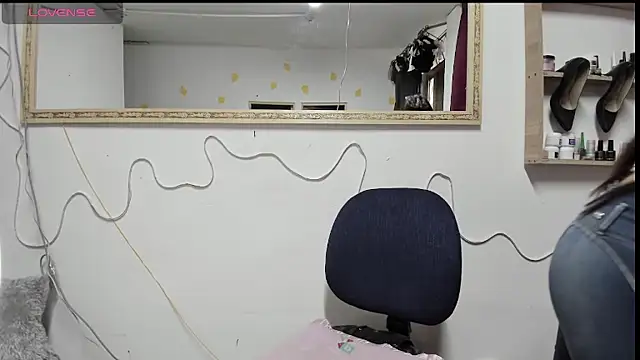 IZZY BEAUTIFUL online show from 03/10/25, 12:26