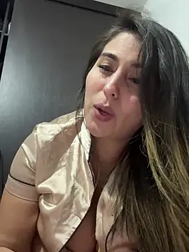 Snapshot of dulcehot_1502 chatting on 03/11/25, 07:47 dulcehot 1502 online show from 03/11/25, 07:47