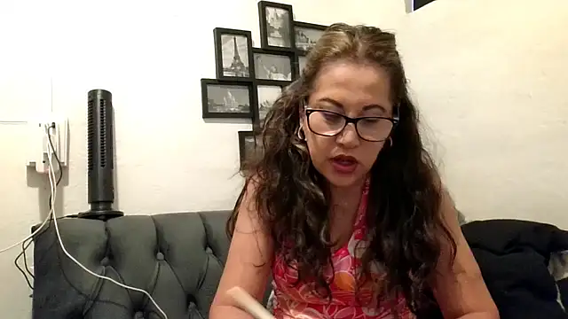 MirandaLatinaLovely online show from 02/19/26, 04:25