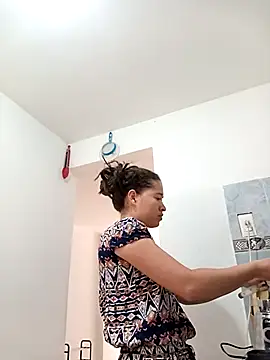 Snapshot of Sophia_Dupontx chatting on 11/13/25, 06:29 Sophia Dupontx online show from 11/13/25, 06:29