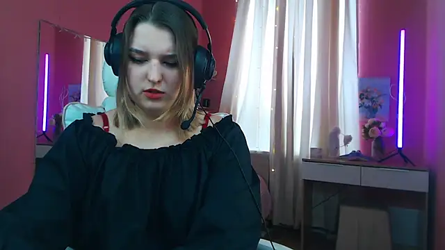 Snapshot of Jenny_Smit chatting on 03/04/25, 08:35 Jenny Smit online show from 03/04/25, 08:35