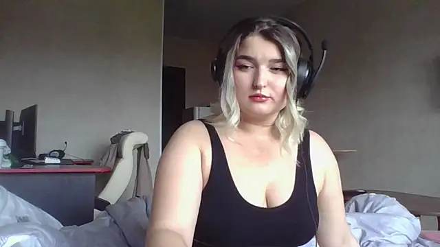 Snapshot of Jenny_Smit chatting on 09/29/25, 05:56 Jenny Smit online show from 09/29/25, 05:56