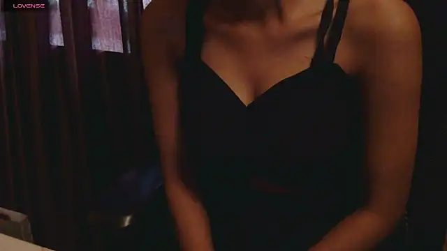 Snapshot of wow-simran chatting on 03/18/26, 06:49 wow-simran online show from 03/18/26, 06:49