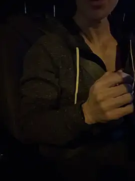 Snapshot of goddess-harper chatting on 10/24/25, 07:10 goddess-harper online show from 10/24/25, 07:10