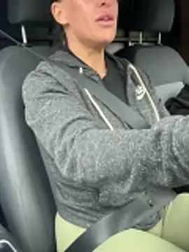 Snapshot of goddess-harper chatting on 10/26/25, 01:17 goddess-harper online show from 10/26/25, 01:17