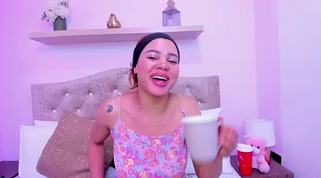 tamararose1 online show from 02/22/25, 09:34