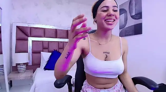 tamararose1 online show from 02/24/25, 09:21