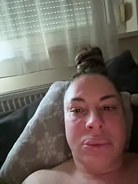 Snapshot of MeganCole01 chatting on 01/30/25, 01:10 MeganCole01 online show from 01/30/25, 01:10