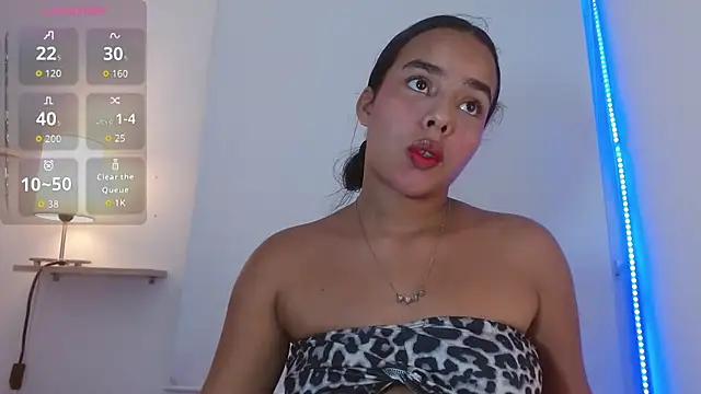 Roxy Stonee online show from 09/18/25, 07:27