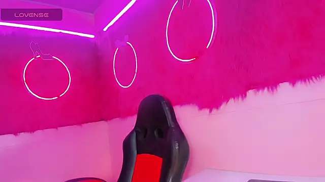 Snapshot of Chica_sexy_1 chatting on 02/07/25, 09:37 Chica sexy 1 online show from 02/07/25, 09:37