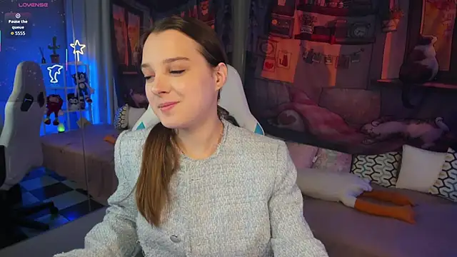 Snapshot of kaisajenner chatting on 11/30/25, 05:17 kaisajenner online show from 11/30/25, 05:17