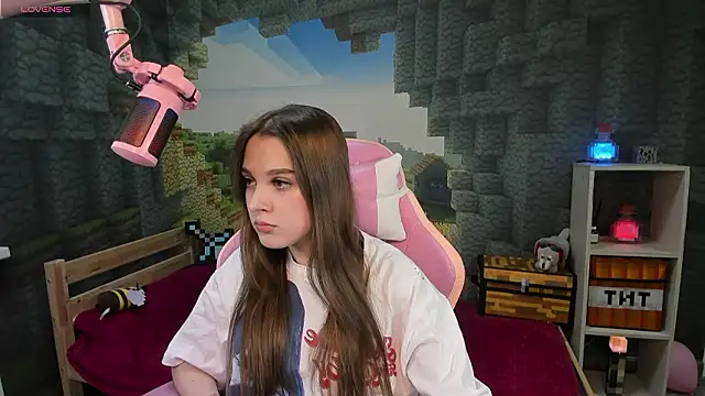 kaisajenner online show from 03/30/26, 08:54