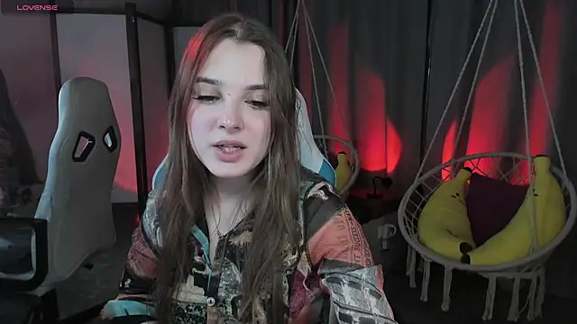 kaisajenner online show from 04/05/26, 09:01