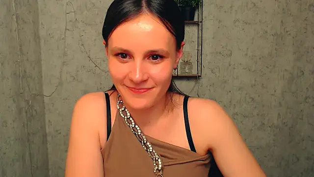 ValeriaHeart  online show from 02/17/25, 08:26