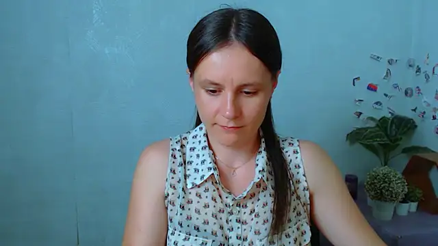 ValeriaHeart  online show from 05/31/26, 12:45