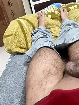 Hot funky boy online show from 02/02/25, 03:17