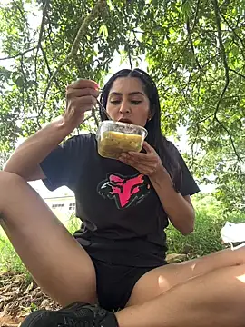 Sofiadelacruz online show from 07/30/26, 07:46