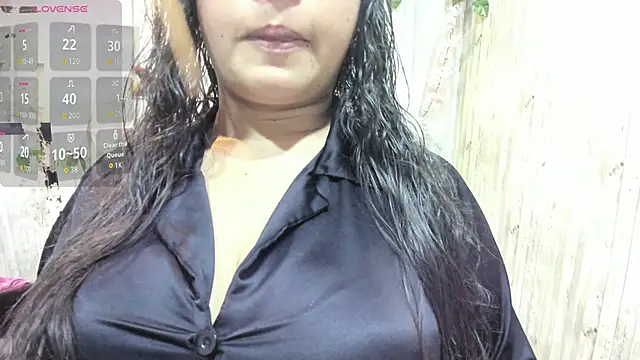 Snapshot of Rachel_new20 chatting on 12/15/25, 08:35 Rachel new20 online show from 12/15/25, 08:35