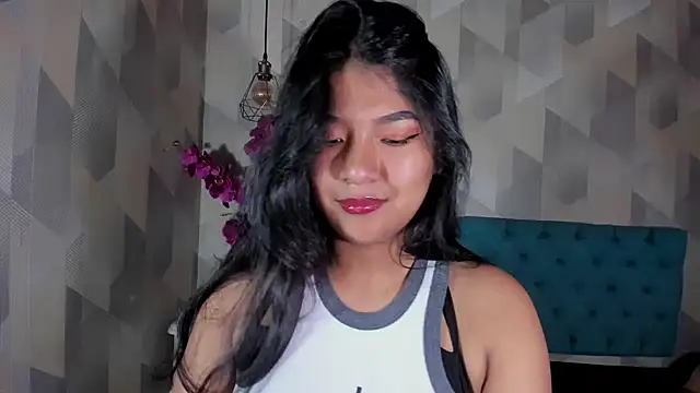 Snapshot of ScarletKray chatting on 10/09/25, 03:48 ScarletKray online show from 10/09/25, 03:48