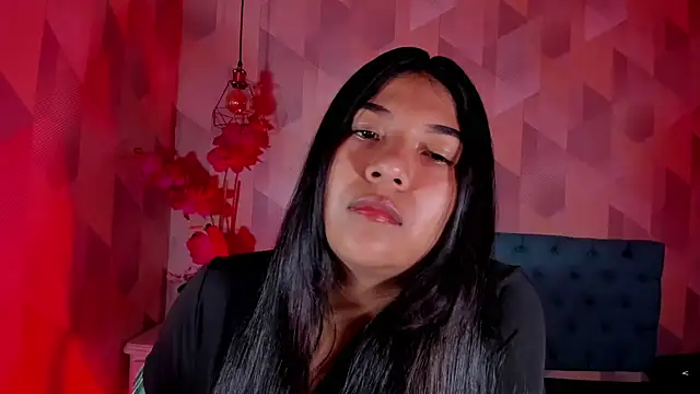 Snapshot of ScarletKray chatting on 10/17/25, 03:20 ScarletKray online show from 10/17/25, 03:20