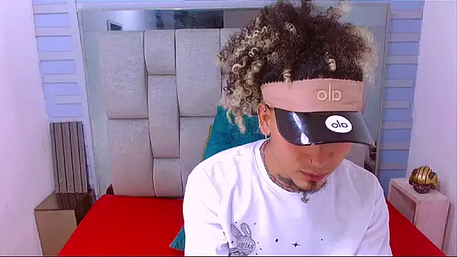 LihanJor 23 online show from 09/21/25, 04:36