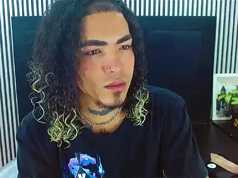 LihanJor 23 online show from 09/22/25, 12:51