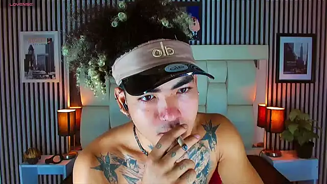 LihanJor 23 online show from 10/29/25, 12:18