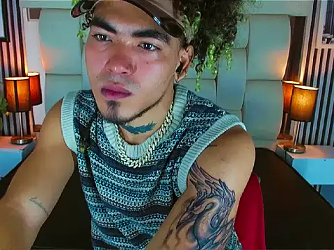 LihanJor 23 online show from 11/28/25, 12:52