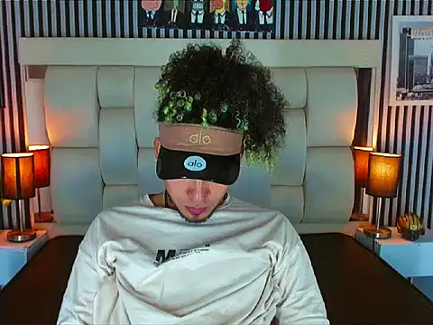 LihanJor 23 online show from 12/01/25, 01:27