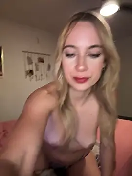 rileylovesyou online show from 09/30/25, 02:38