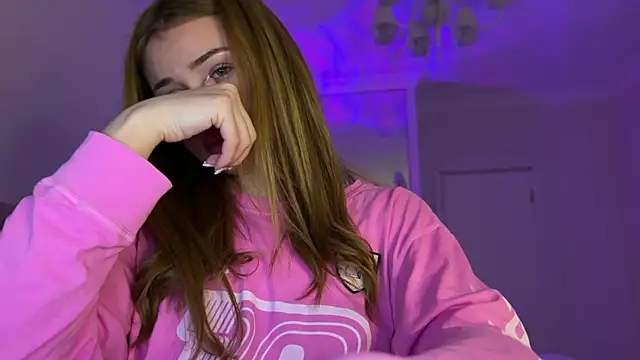 Kisskeyy online show from 02/02/25, 11:11