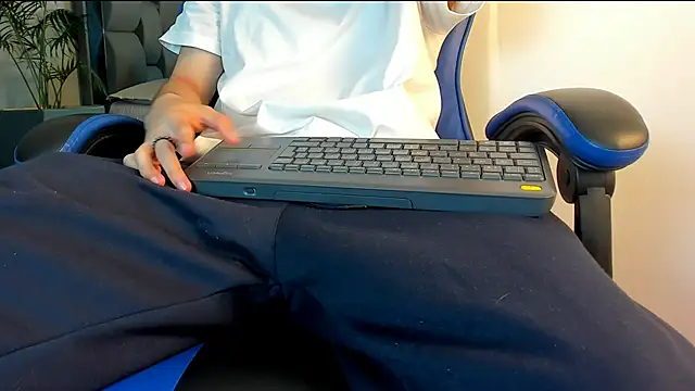 roan birkin online show from 11/21/25, 07:12