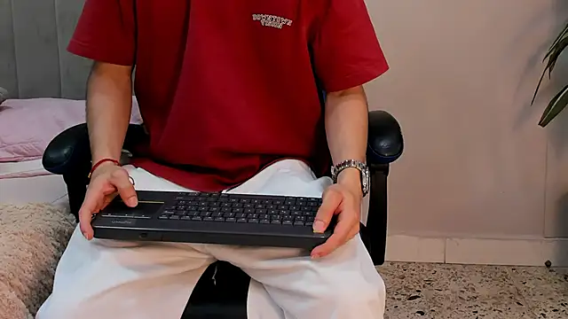 roan birkin online show from 06/12/26, 07:35