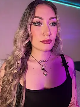 Lally Valencia   online show from 10/13/25, 12:38